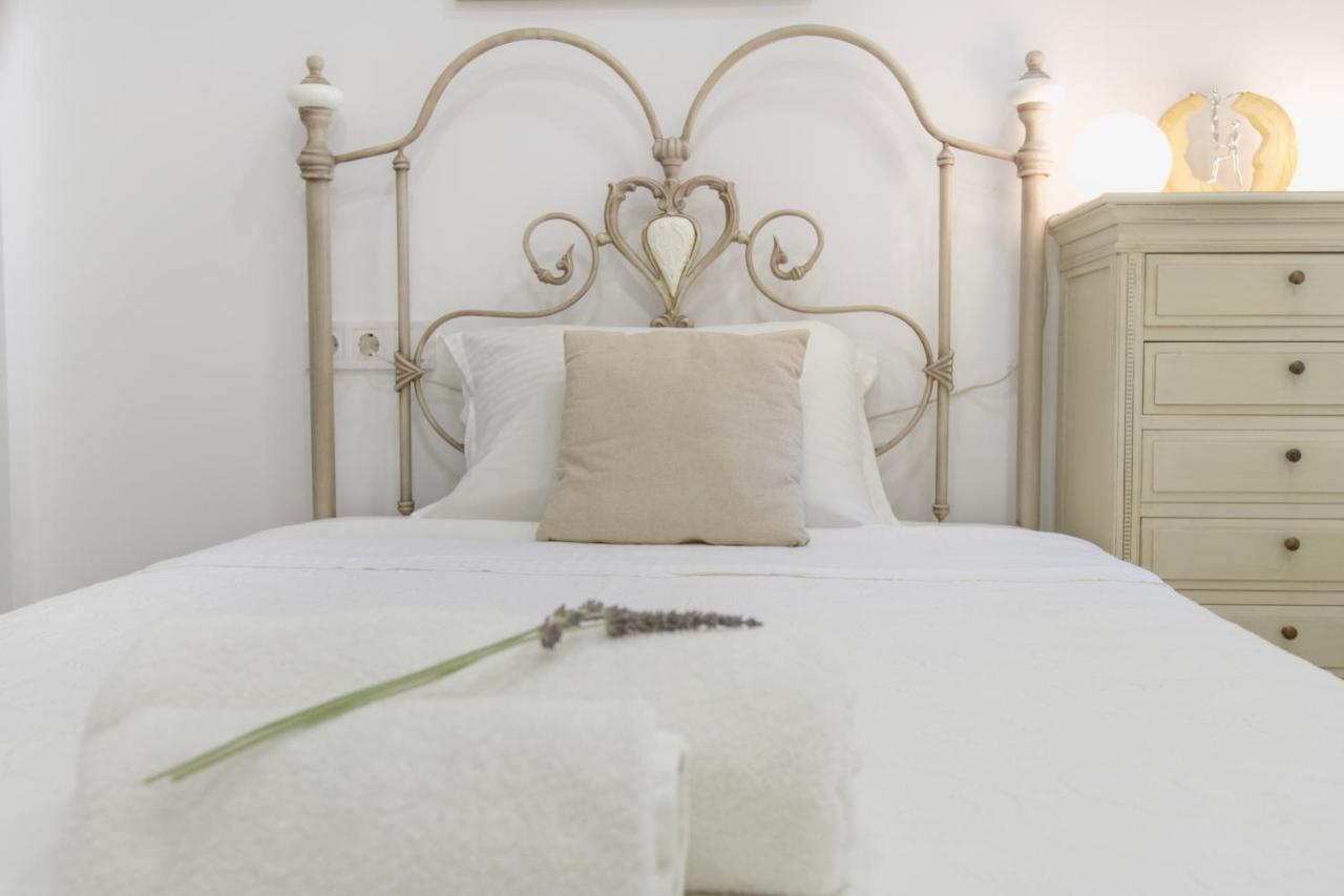 Arethousa House Drios